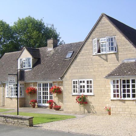 Cornerways B&B 치핑캠프던 외부 사진